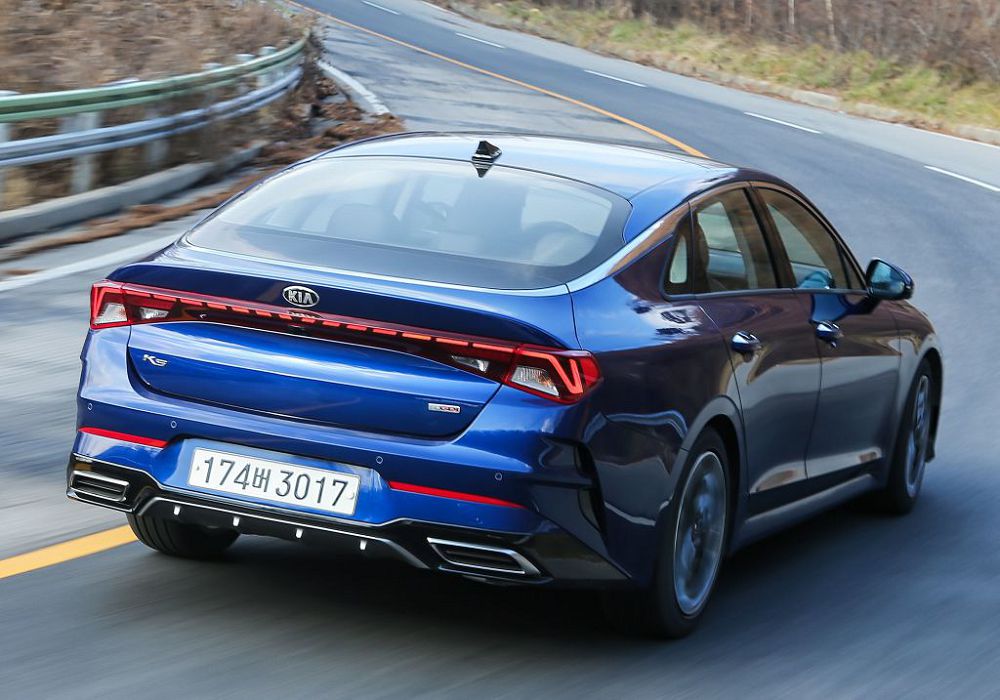 /img/cars/1637051646-exterior_kia_K5_1.jpg
