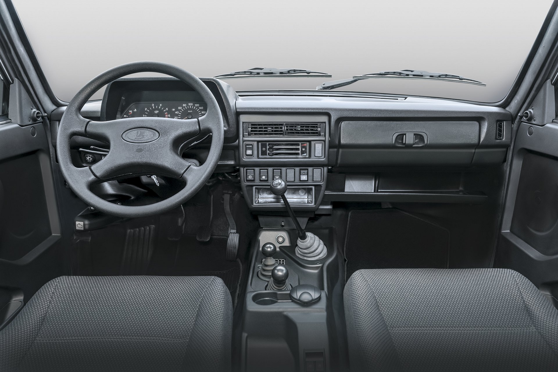 /img/cars/1637051928-interior_lada_4x4_3_dv_9.jpg
