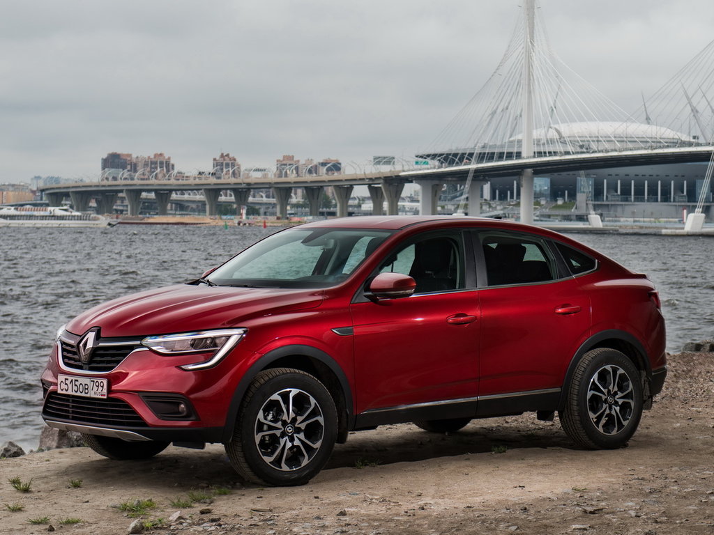 /img/cars/1637052910-exterior_renault_Arkana_1.jpg