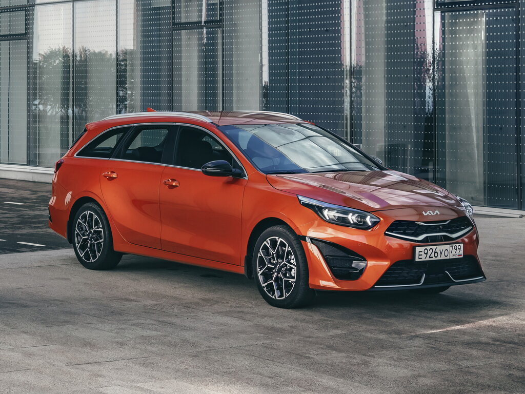 /img/cars/1662531831-kia_cee_d_1039803.jpg