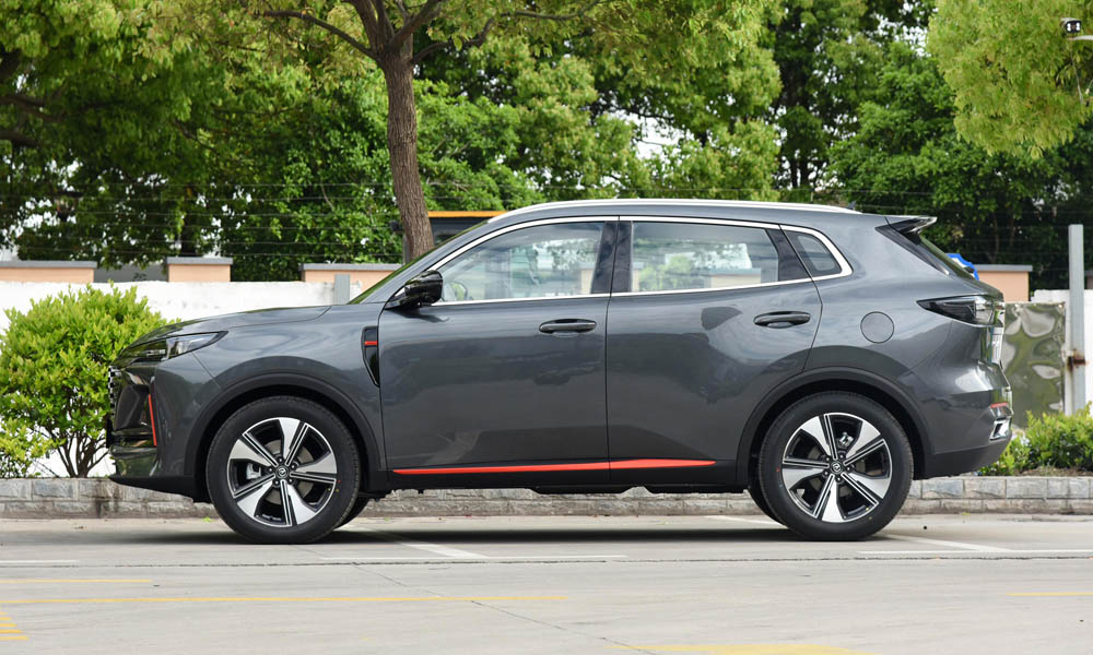 /img/cars/1670826948-cs55-plus-1-3.jpg