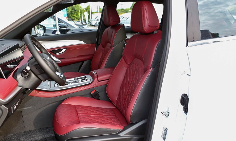 /img/cars/1679921443-x70-plus-1-15.jpg