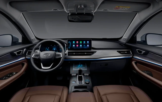 /img/cars/7cff2781-2845-4c35-99a7-782fb82c89a0.webp