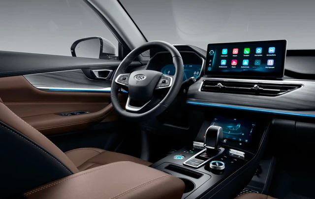 /img/cars/e3fe3539-6162-44e7-a671-b2dec726b128.webp